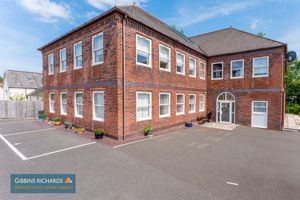 External- click for photo gallery